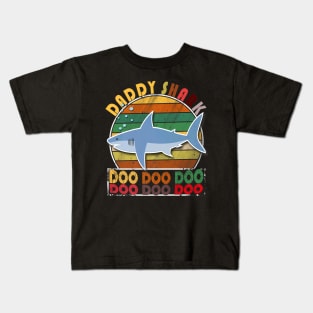 Vintage Daddy Shark Fathers Day Kids T-Shirt